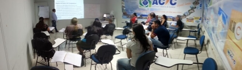 Curso de controle financeiro de negócios encera mais uma turma