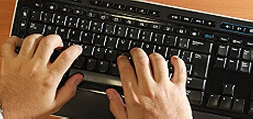 Alunas de escola pública em Ceilândia viram estilistas e apresentam resultados na passarela