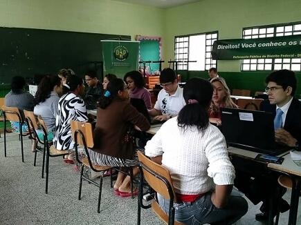 SOL NASCENTE EM CEILÂNDIA RECEBE DEFENSORES PÚBLICOS