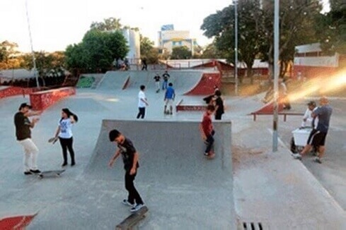 NO COMANDO DA CIDADE E NO CAMINHO DO BEM