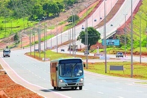 Agnelo inaugura agência do BRB e via de ligação em Ceilândia